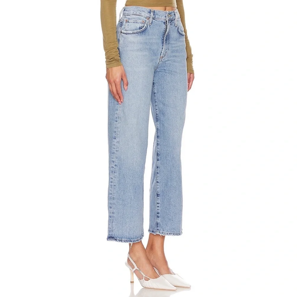 Agolde Harper Crop Mid-Rise Wide Straight Leg Jeans in Hassle - Picture 2 of 11